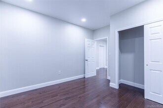 Building Photo - 189 Legion St