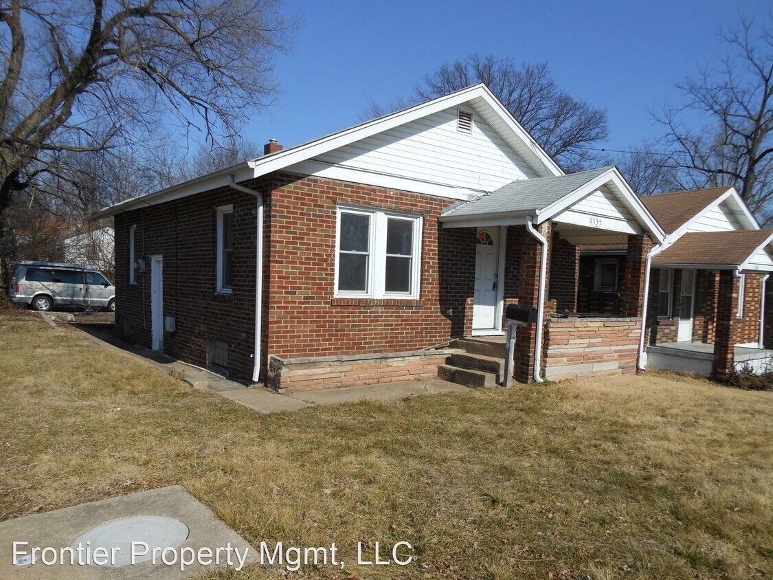 9535 Baltimore Ave, Breckenridge Hills, MO 63114 House Rental in