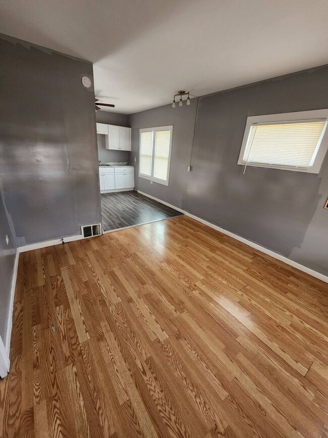 Foto del edificio - 3452 W 91st St