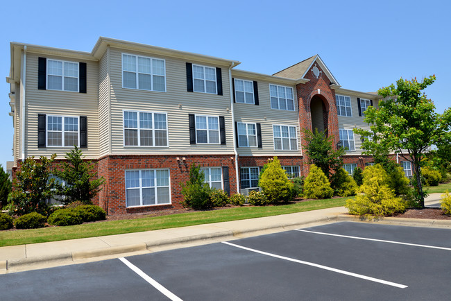 Building Photo - Reserve at Bradbury Place