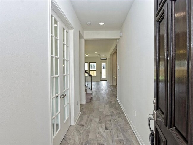 Building Photo - 12904 Cardinal Flower Dr