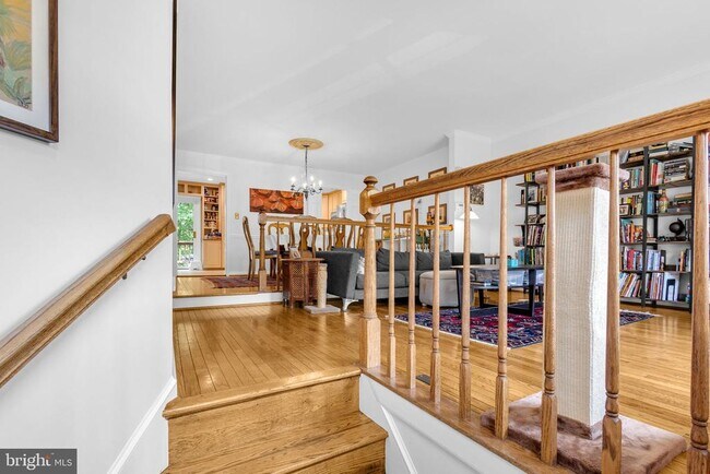 Foto del edificio - 6861 Williamsburg Pond Ct