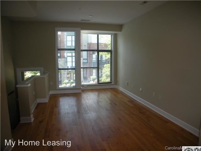 Foto del edificio - 651 E 10th St