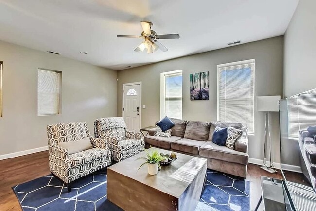 Photo - 1730 W Beach Ave House