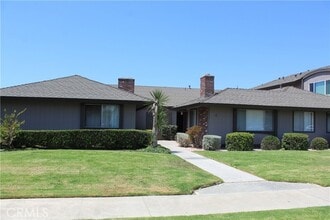 Building Photo - 1671 W Cindy Ln