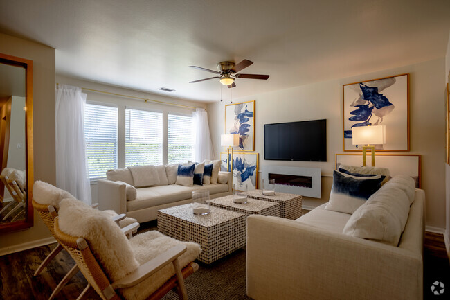 Interior Photo - Estates at Palm Bay