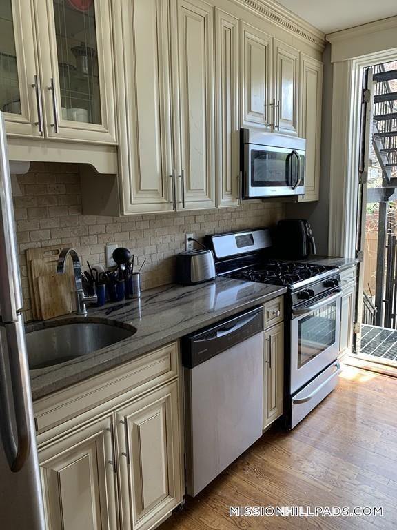 Building Photo - 1 Wigglesworth St