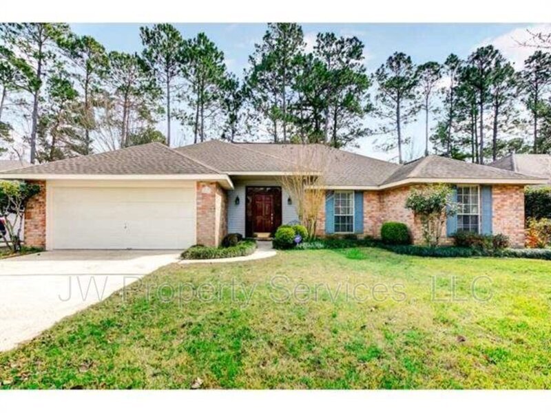 2163 McDonald St, Mandeville, LA 70448 House Rental in Mandeville, LA