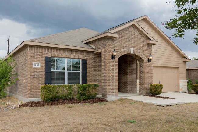 Building Photo - 6010 Luckey Run