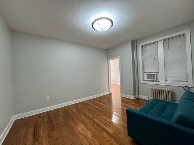 Building Photo - 6099-6001 Hudson Ave