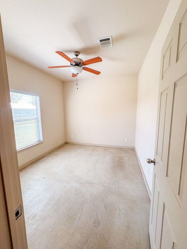 Foto del edificio - The Commons 1100-1200 W 16th St-8