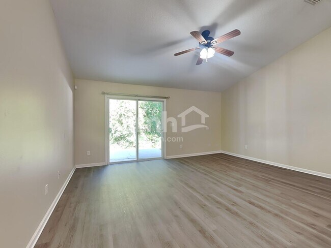 Foto del edificio - 13907 Nations Eagle Ln