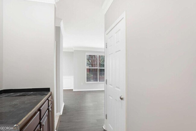 Building Photo - 1106 Westchester Ridge NE