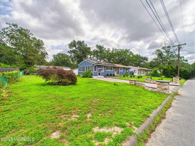 Building Photo - 2668 Midway Ave