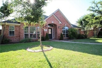 Building Photo - 8105 Halliford Dr