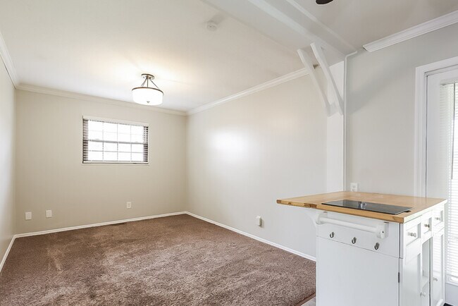 Foto del edificio - 1886 Florida Dr