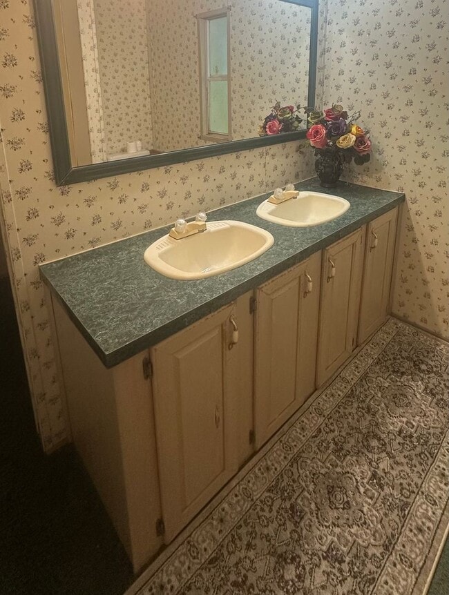 Foto del edificio - 3-bedroom, 2-bathroom Mobile Home Now Avai...