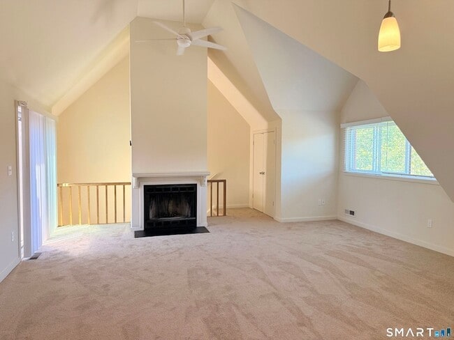 Building Photo - 118 Montoya Dr