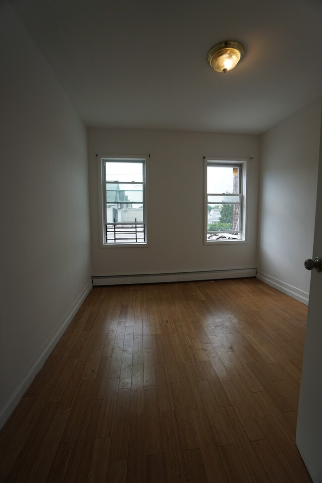 11314 Sutphin Blvd, Queens, NY 11435 Apartments Queens, NY