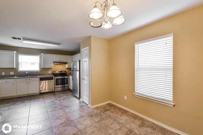 Building Photo - 5502 Hidden Canyon, San Antonio, TX 78252