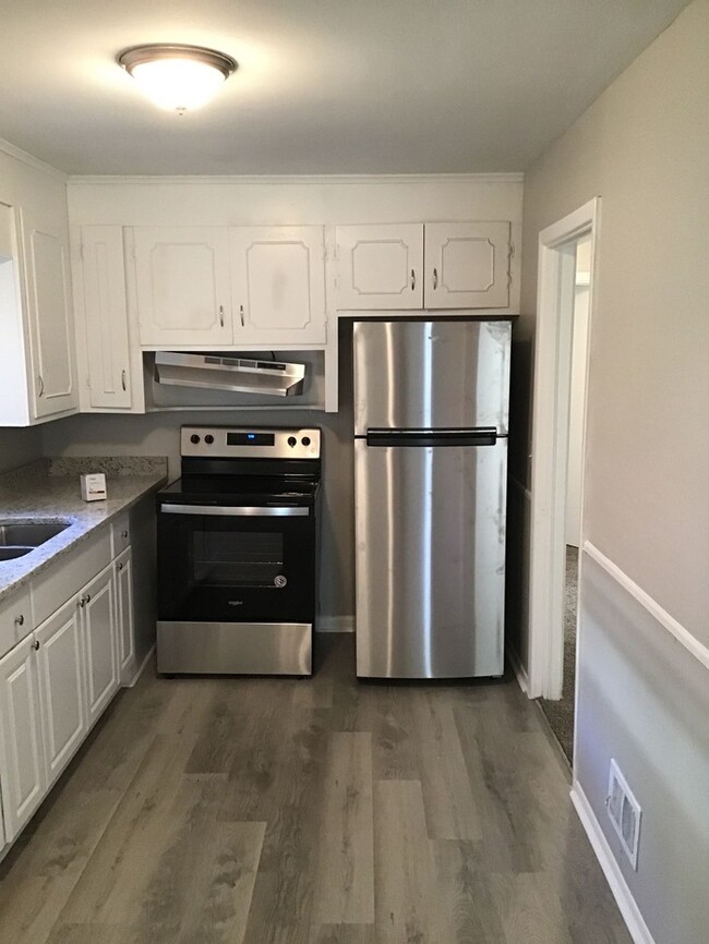 Building Photo - 3629 Baxter Dr
