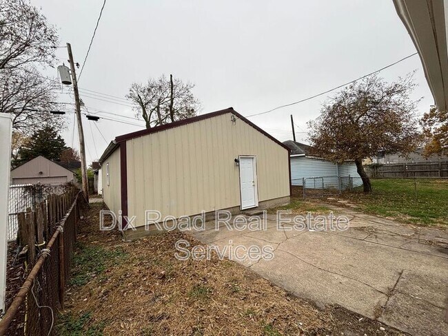 Foto del edificio - 1209 Campbell Ave