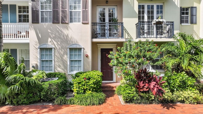 Building Photo - 1054 E Heritage Club Cir