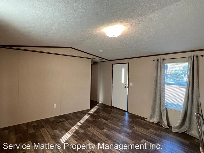 Foto del edificio - 2 br, 2 bath House - 5079 Red Barn Rd