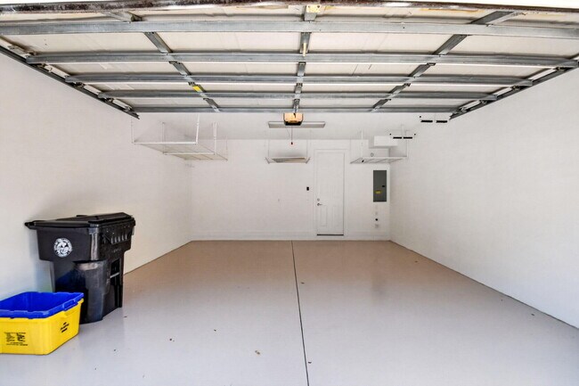 Foto del edificio - 2502 N Dixie Hwy