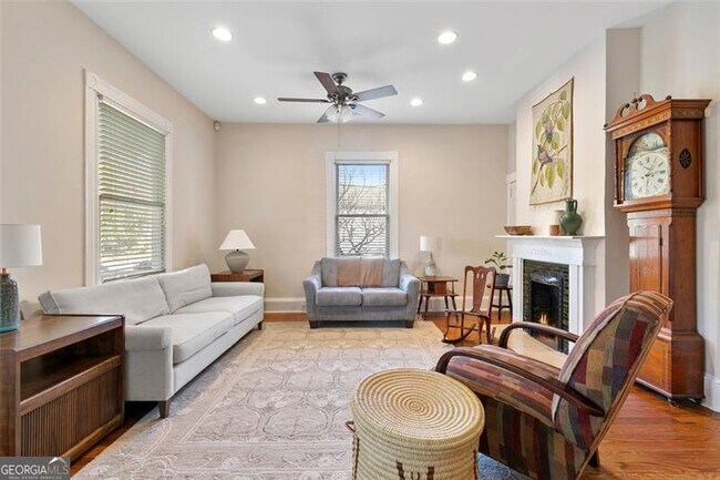 Foto del edificio - 1092 Oak St SW