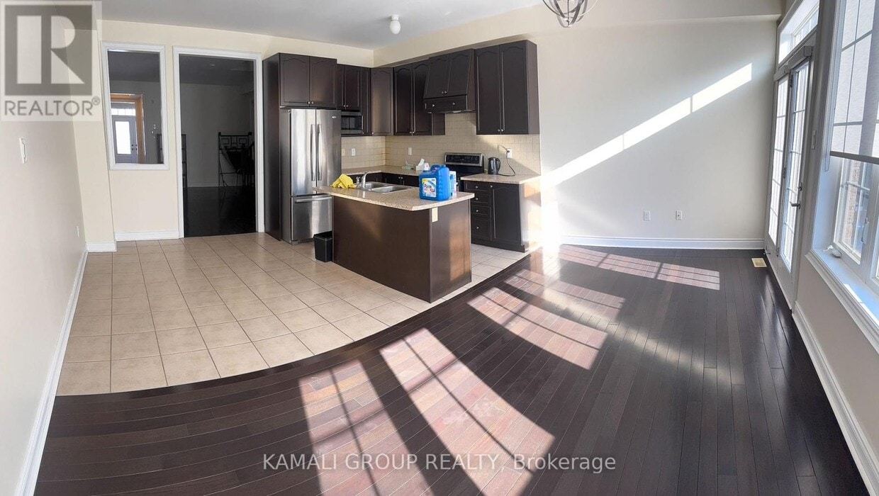 Photo principale - 135 Lindbergh Dr