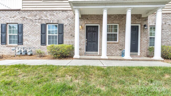Building Photo - 11111 Ascoli Pl