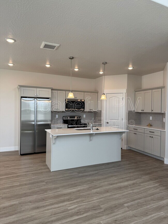 Building Photo - 2841 Blue Dawn Ln