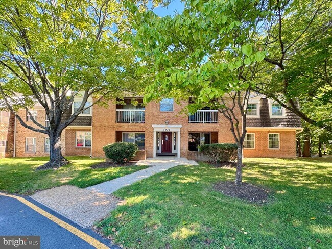 Foto del edificio - 5932 Cove Landing Rd