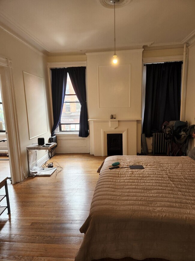 Foto del edificio - 104 Wayne St