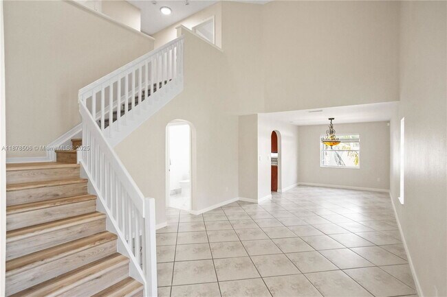 Photo - 19257 NW 13th St House