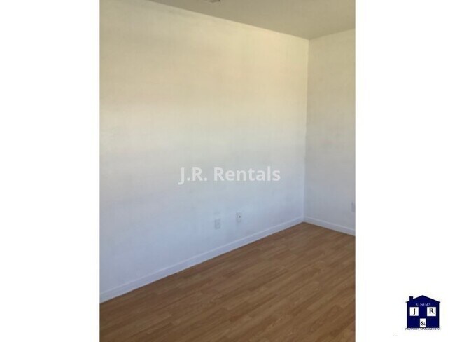 Foto del edificio - 413 Brittney Way