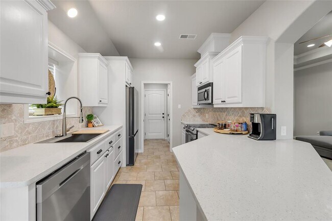 Building Photo - 935 Turtle Dove Trail