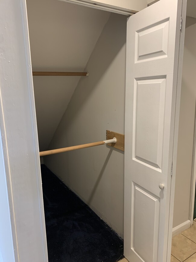 Building Photo - 1868 Stonebrook Way