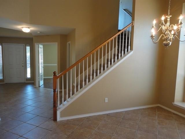 Foto del edificio - 9037 Nightingale Dr