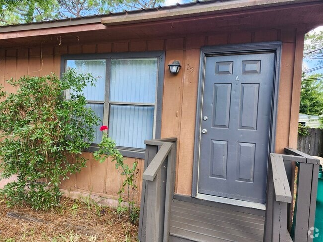 Front Door - 25 6th St