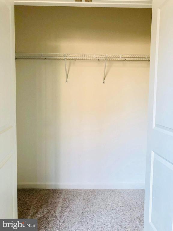 Foto del edificio - 124 Tolocka Terrace NE