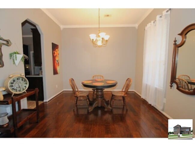 Building Photo - 775 Cactus Ln