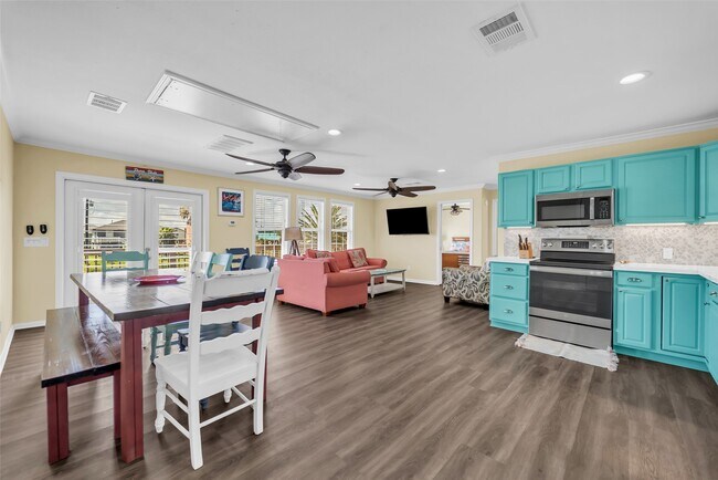 Foto del edificio - 610 Surf Dr