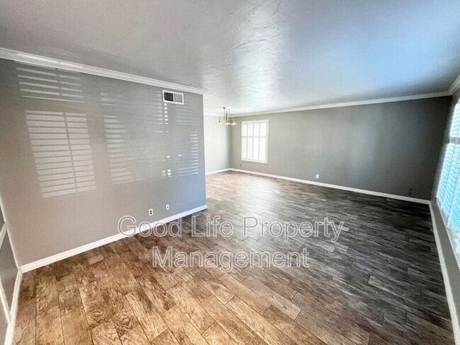 Building Photo - 839 Banneker Dr