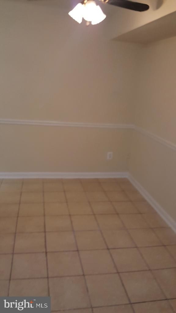Foto del edificio - 7501 Riverdale Rd