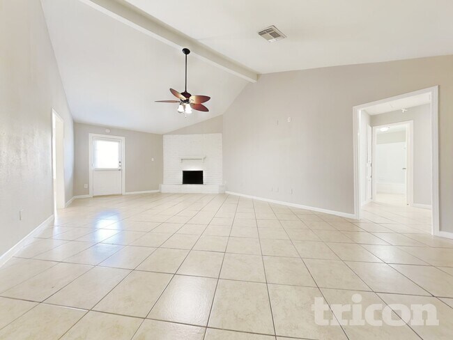 Foto del edificio - 19030 Jodywood Dr