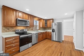 Building Photo - 8300 White Star Ct