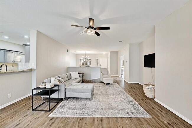 Foto del edificio - 3308 Marin Ct