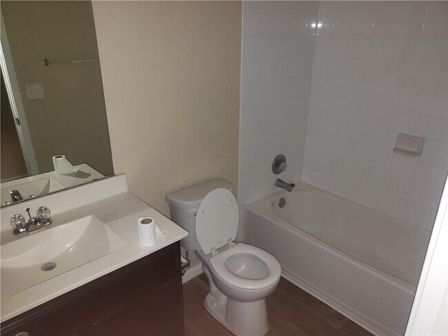 Foto del edificio - 11640 Cambrian Rd